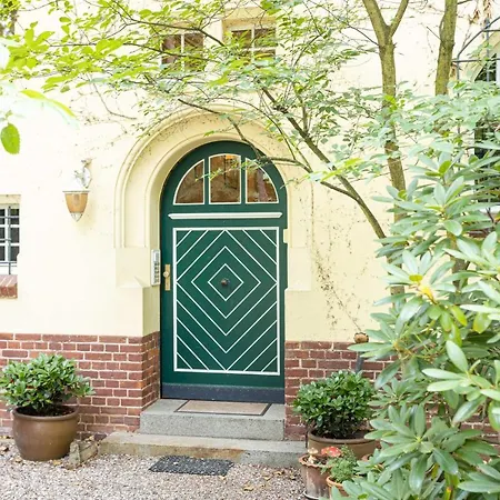 Апартаменты Strandvilla Hubertus - Mit Parkplatz Wlan Kueche Garten Grillplatz Waldbaden