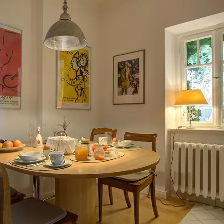 Strandvilla Hubertus - Mit Parkplatz Wlan Küche Garten Grillplatz Waldbaden * Boltenhagen (Ostseebad)