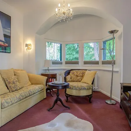 Apartment Strandvilla Hubertus - Mit Parkplatz Wlan Kueche Garten Grillplatz Waldbaden Boltenhagen (Ostseebad)