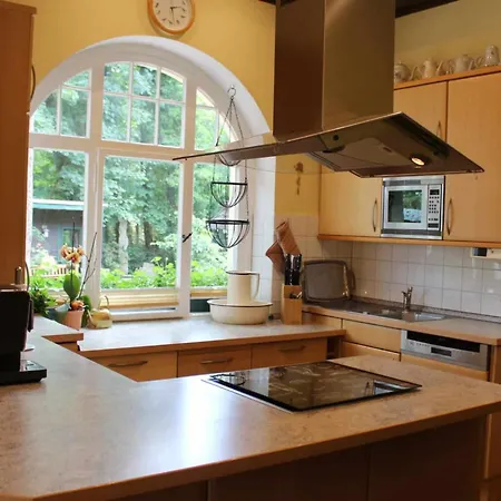 Apartamento Strandvilla Hubertus - Mit Parkplatz Wlan Küche Garten Grillplatz Waldbaden *