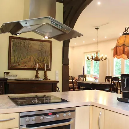 Апартаменты Strandvilla Hubertus - Mit Parkplatz Wlan Kueche Garten Grillplatz Waldbaden *