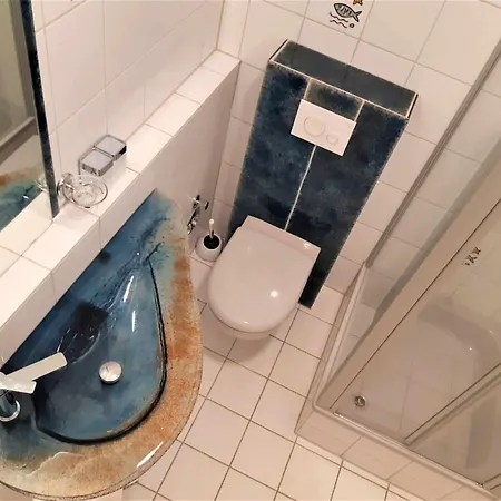 Апартаменты Strandvilla Hubertus - Mit Parkplatz Wlan Kueche Garten Grillplatz Waldbaden Больтенхаген