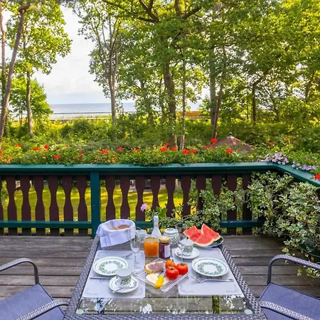 Appartement Strandvilla Hubertus - Mit Parkplatz Wlan Kueche Garten Grillplatz Waldbaden Boltenhagen (Ostseebad)