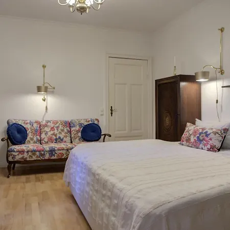 Апартаменты Strandvilla Hubertus - Mit Parkplatz Wlan Kueche Garten Grillplatz Waldbaden *