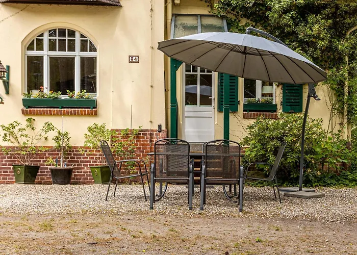 Strandvilla Hubertus - Mit Parkplatz Wlan Kueche Garten Grillplatz Waldbaden شقة