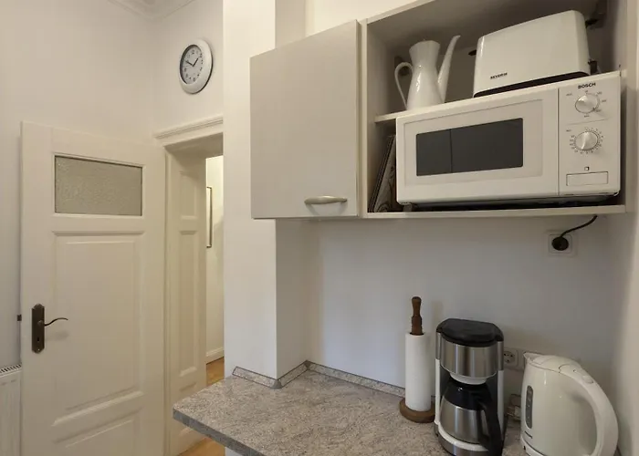 شقة Strandvilla Hubertus - Mit Parkplatz Wlan Kueche Garten Grillplatz Waldbaden بولتينهاجين